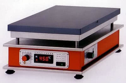 Digitální přesná topná deska do 450 °C, samostatný regulátor PZ 44/400 SR